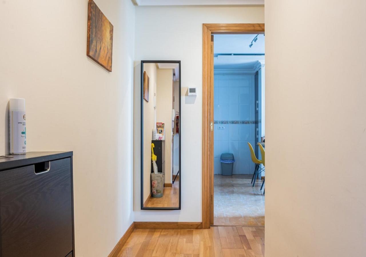 Apartamento Irene Centrico Con Wifi Y Parking Coche Tamano Medio Cangas De Onis Exterior photo